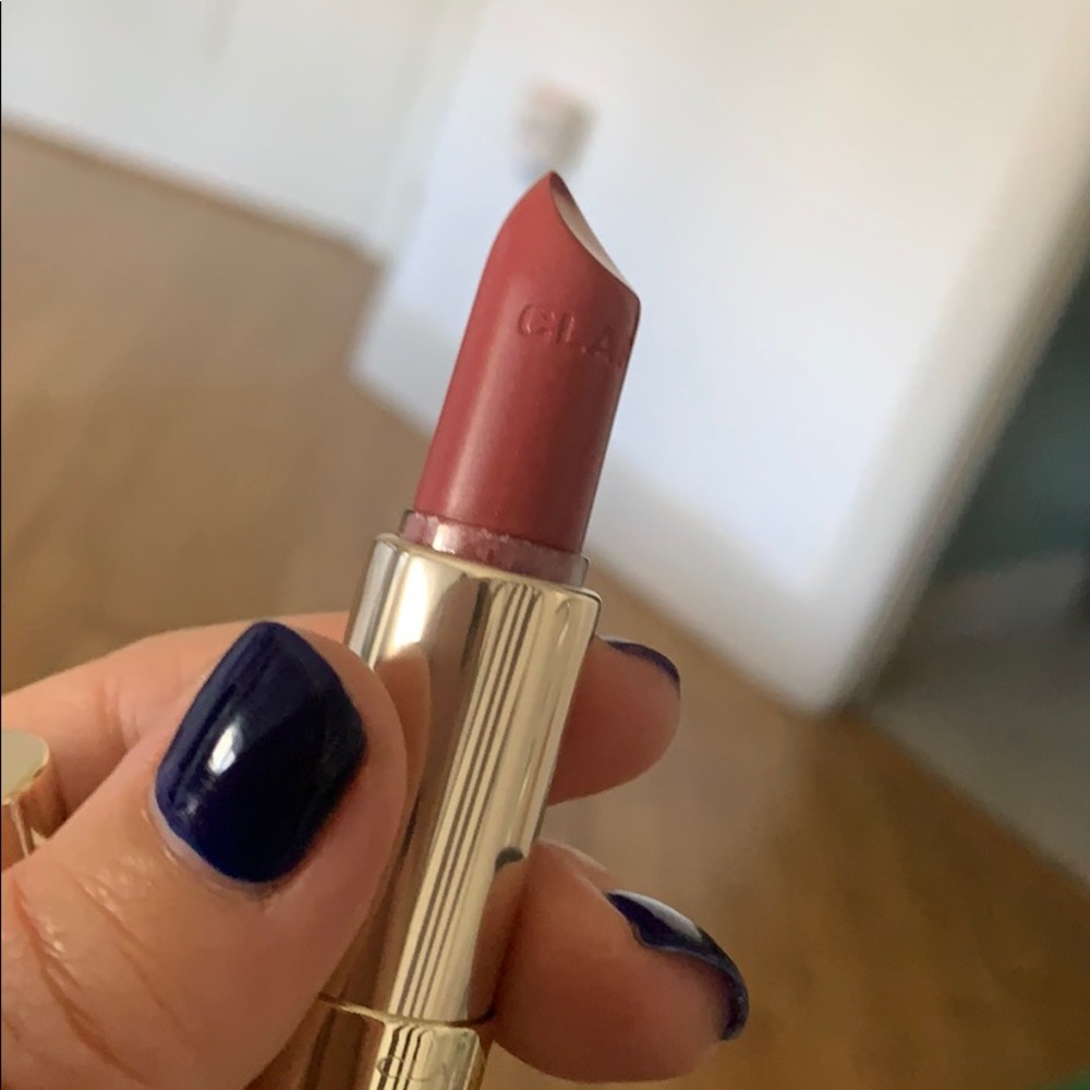 Clarins lipstick joli rouge